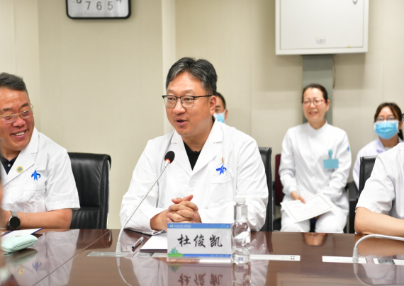 正在上传... 810d99592c66e2ef7d366e8530e3f81d.png