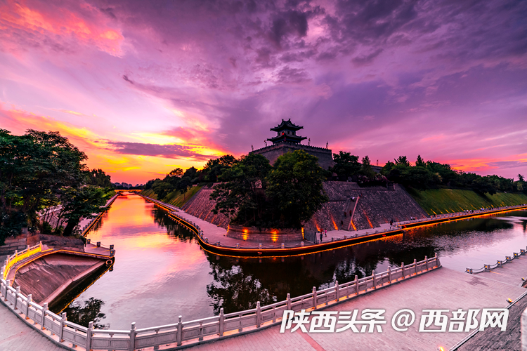 ae652a760deb316e21a8123fa1394705.png