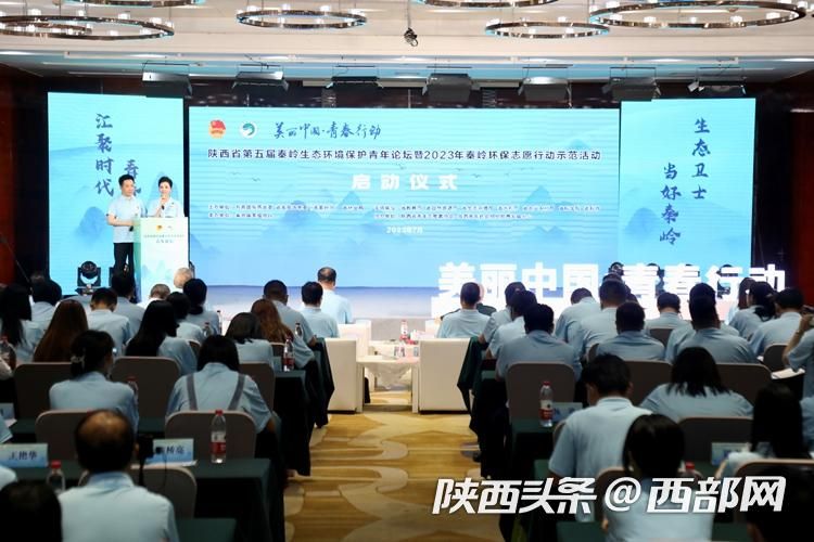 正在上传... f886fdee822c28b96e4a8bfe52a77ec4.jpeg