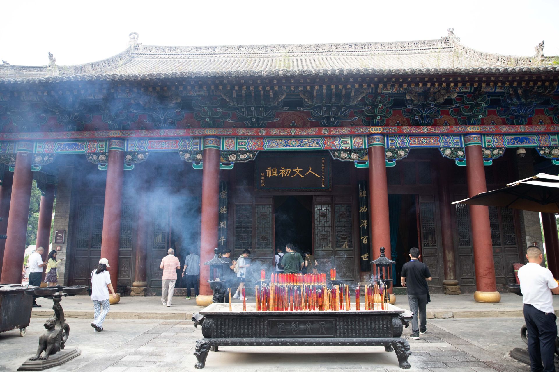 盛世中华 何以中国丨“从文物里读懂中国”全国媒体寻根溯源陕西行走进黄帝陵 - 西部网(陕西新闻网)