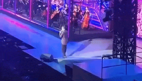 0ccaacd68aca5e5fa1b2babdbe77a016.gif