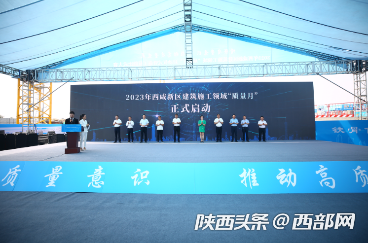 正在上传... f20dd9574669979c7795cfb30796e54b.png