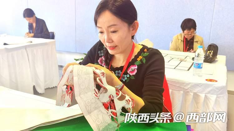 正在上传... 26308d76a4bb79b86a967b1e775293f9.jpg