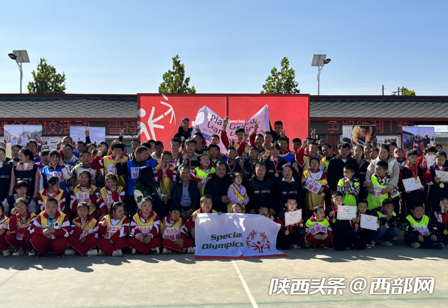 正在上传... 865b10681a565c8ffe8fd41fa0f40934.png