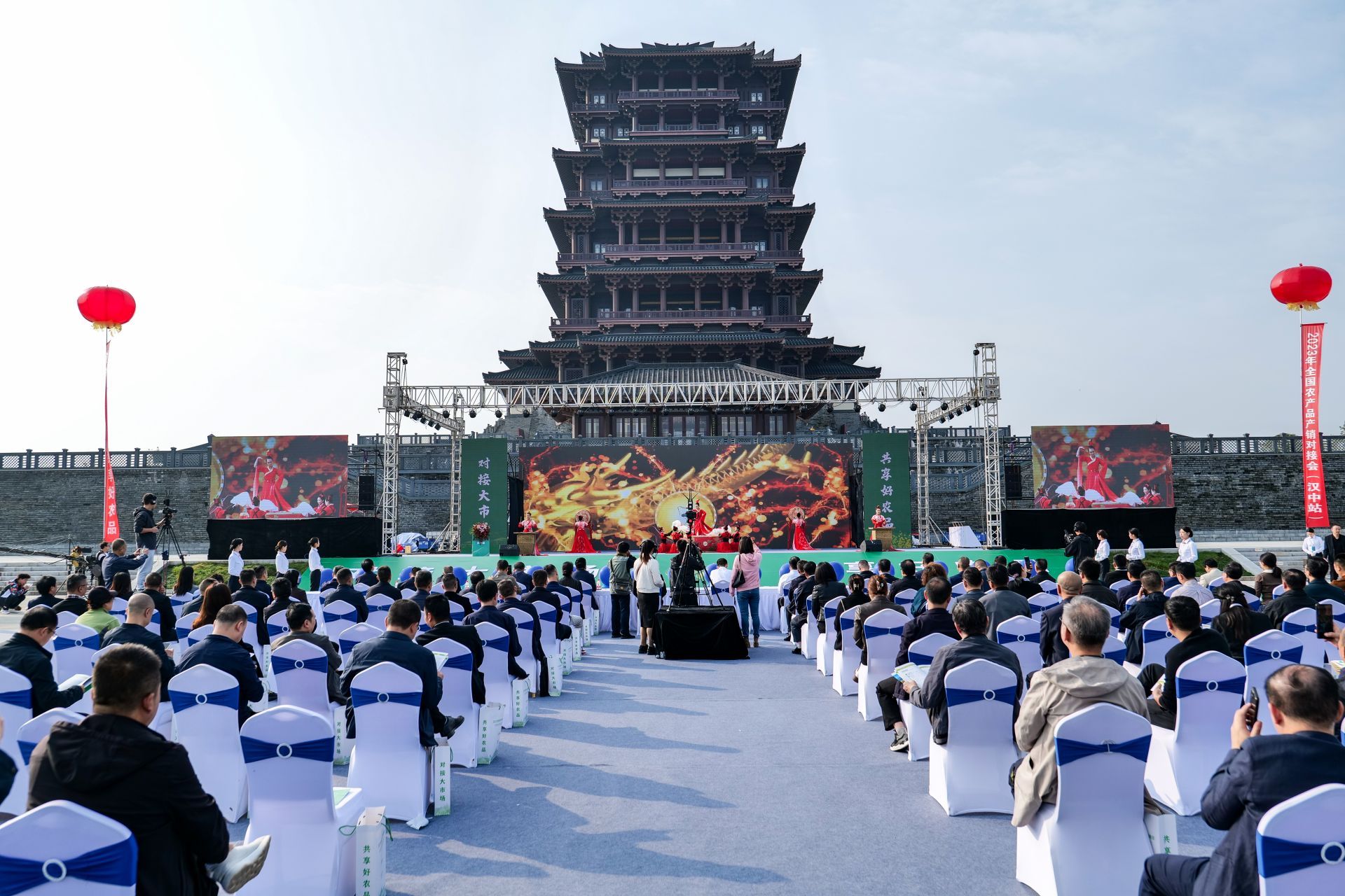 正在上传... f2dbea768bbdde51b7617e2614420951.jpeg