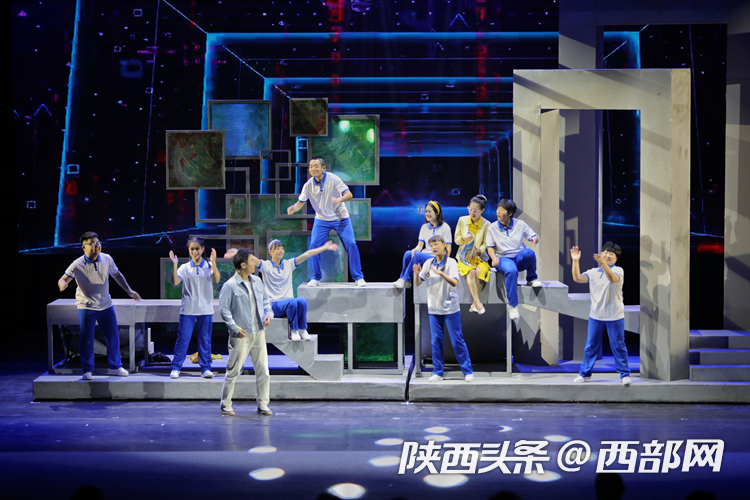 0d7d4530258165dac9e2a73b4adbee74.png
