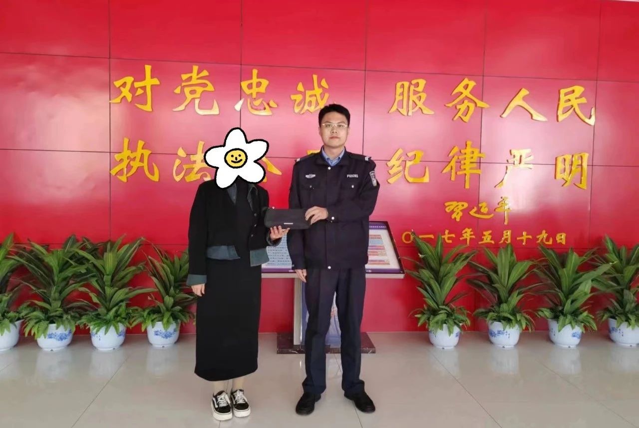 5cd5327d6713924f8a2e744c3eec71bb.jpg