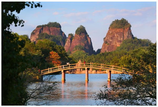 夕照三才峰-郑友裕摄