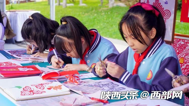 正在上传... cf26d6b1665a9f2523ffe7d13aa6c6c4.jpg