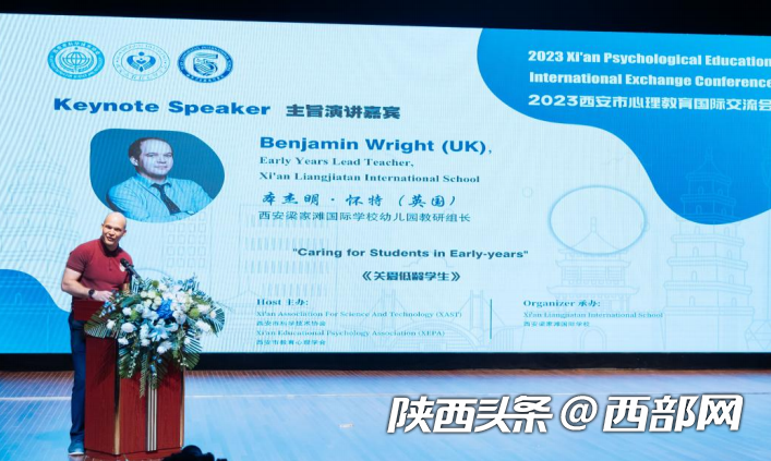 正在上传... eb619f5ae26819f82f495e1968a4b81a.png