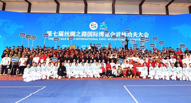 正在上传... c580c1a2b0e7223c38bda530e6bff0dc.jpeg