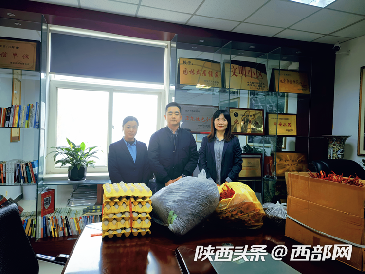 正在上传... 61f32fb946c9684543b576801a9942d9.png