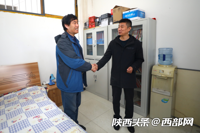 正在上传... bd8dfe9c332dc7984e3a99eecc3a62f6.png