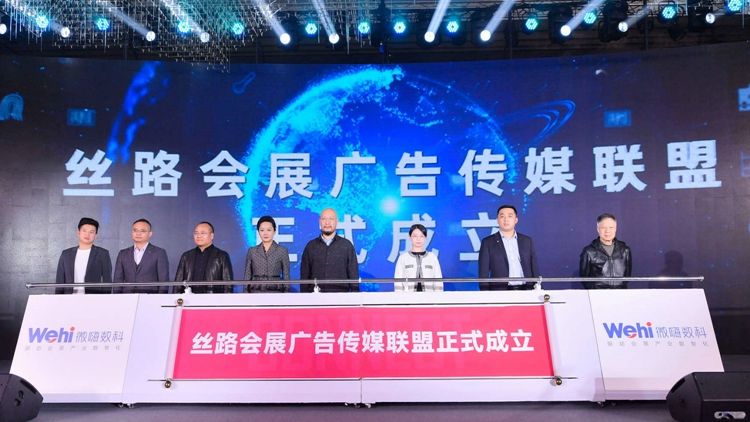 正在上传... 54ebf41e09d1fc9e3ed4be6859e0a88f.jpeg