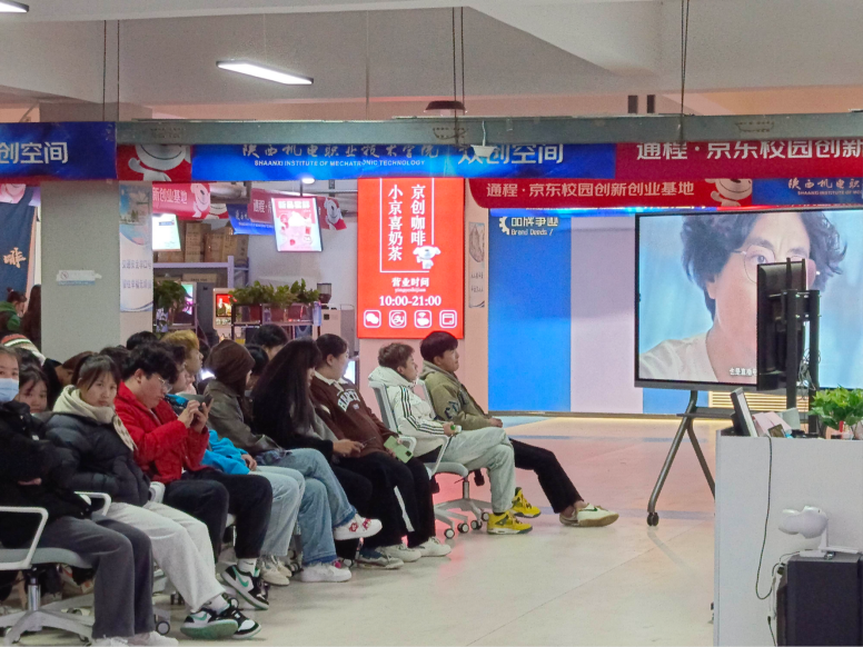 正在上传... fa4587701c8405432e79ed77fb048e7c.png