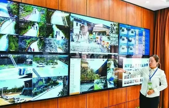 长安区初步构建起“天空地人”一体化监测网，实现秦岭区域生态环境多元化治理。