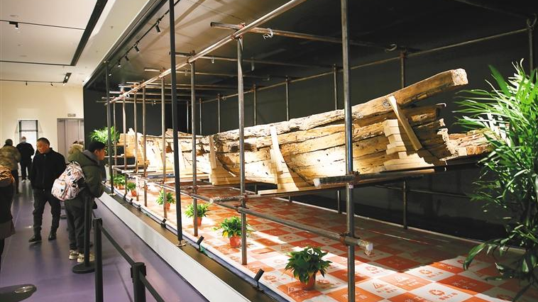 去陕历博秦汉馆看什么?怎么看? 馆方建议观众可从展览内容版面、文物、多媒体装置“三线并赏” - 西部网(陕西新闻网)