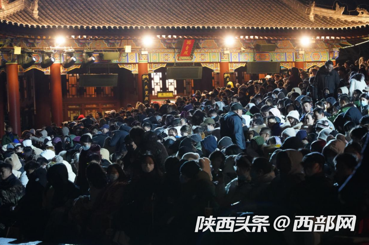 d44927c22da34d6cbd586636b61516cf.png