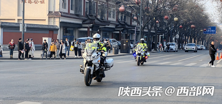 bfbc292db5a84142f690e4f2d52bbf52.png