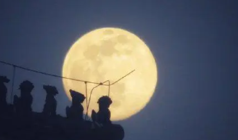 今西安以阴到多云天气为主 十五的月亮会“藏”起来吗？