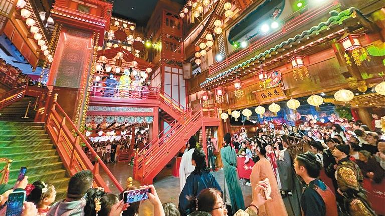 文旅新业态、文化新场景、文创新产品不断涌现 看中华优秀传统文化在西安大放异彩 - 西部网（陕西新闻网）