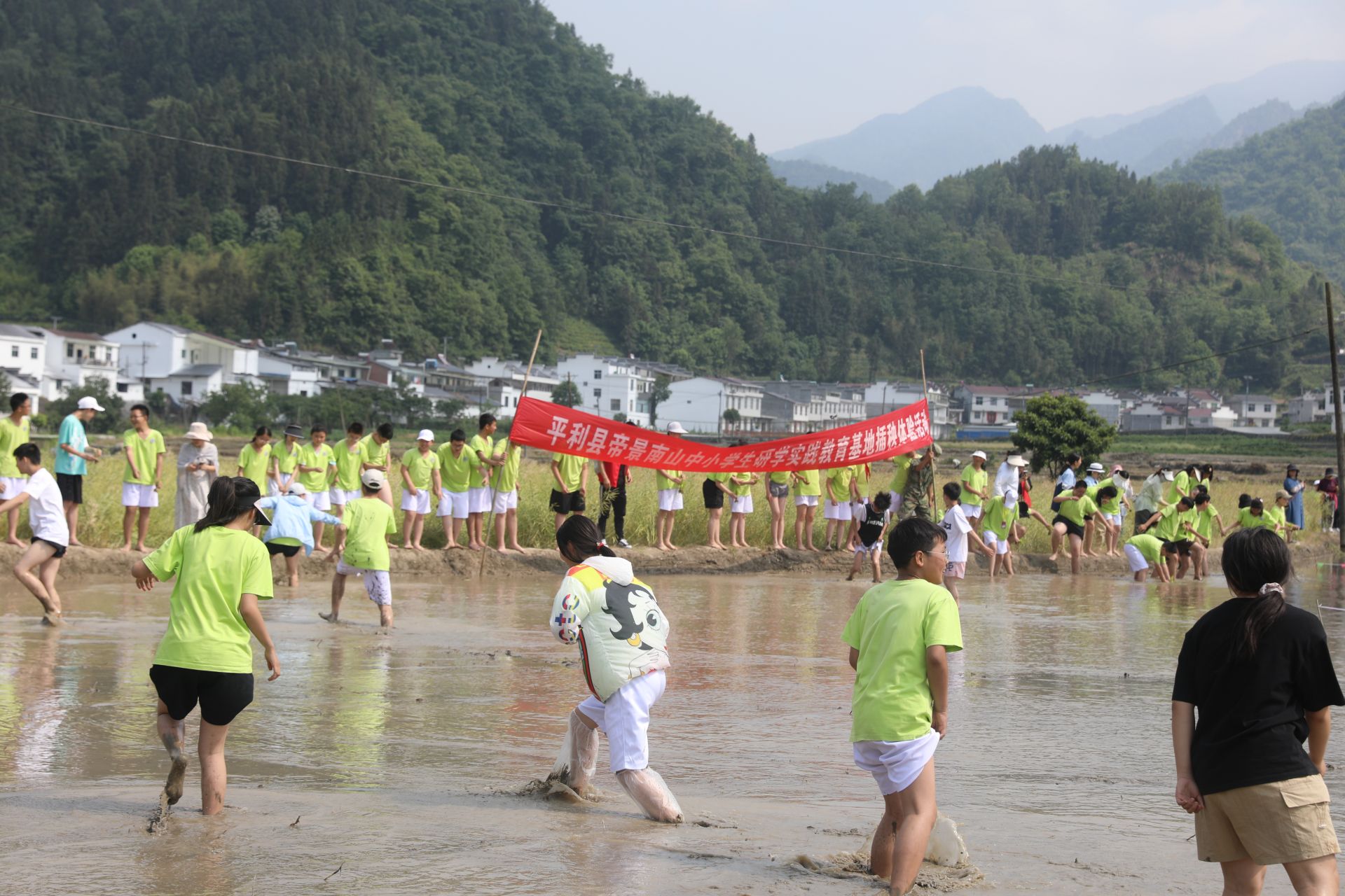 正在上传... 55df6228a2787bd511c4cba7fd2c068c.jpeg