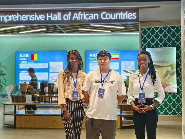 遇见中国|赤道几内亚的姑娘娜缇:“来中国学习是我一直以来的梦想”