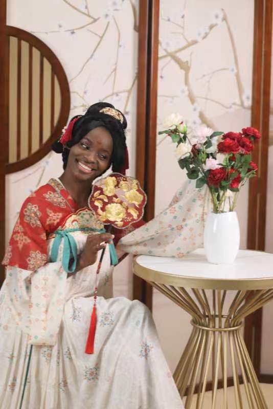 遇见中国|赤道几内亚的姑娘娜缇:“来中国学习是我一直以来的梦想”