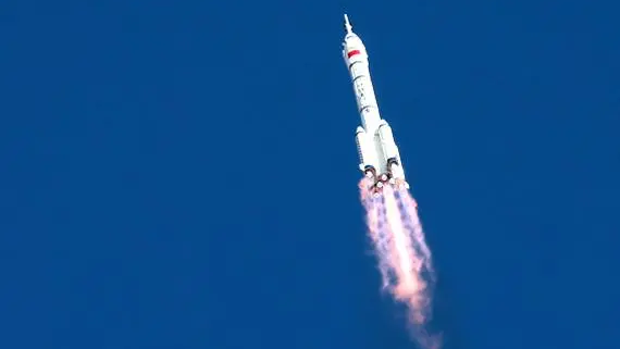 长征十号系列运载火箭成功完成一子级动力系统试车