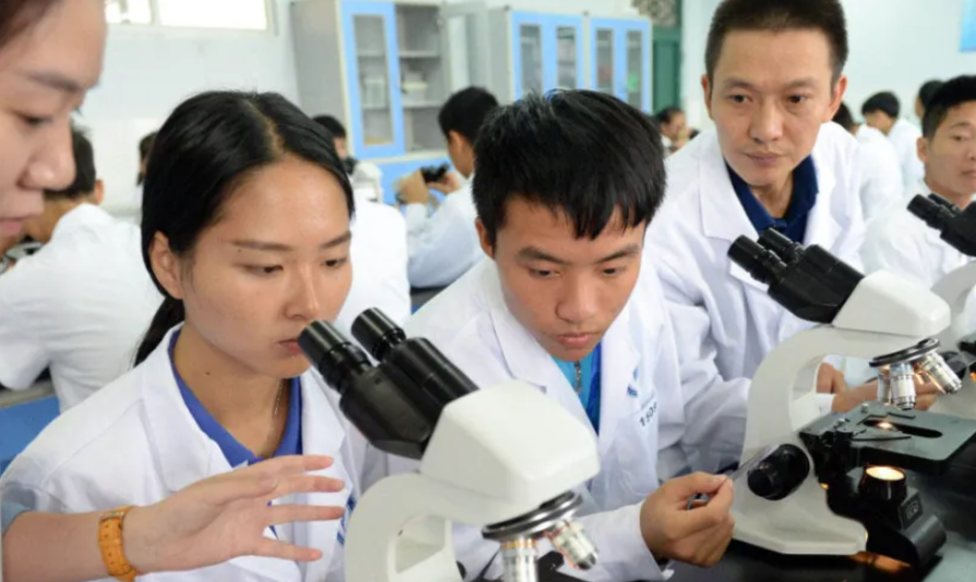 2024年陕西6所高校招收农村订单定向大专医学生