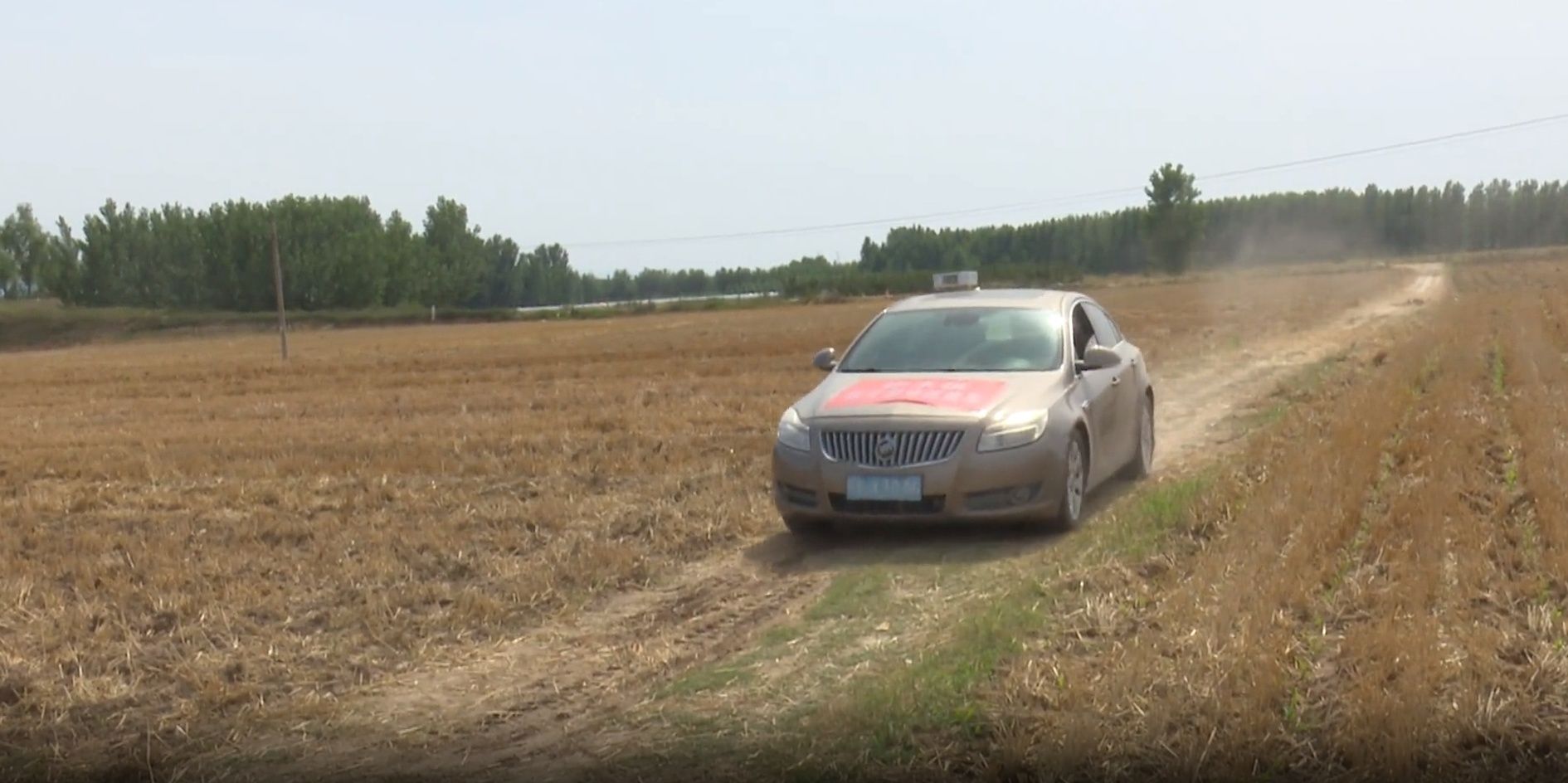 赤水镇利用宣传车宣传防火知识