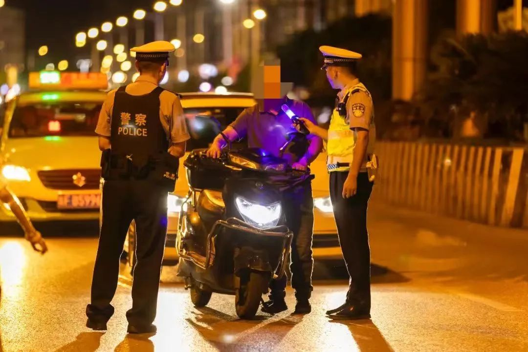 汉中交警“四个强化”全面开展夏季交通安全突出风险专项整治行动