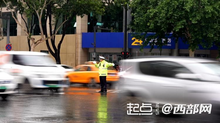 33处积水点大雨天建议绕行 入汛以来西安城区道路交通总体平稳