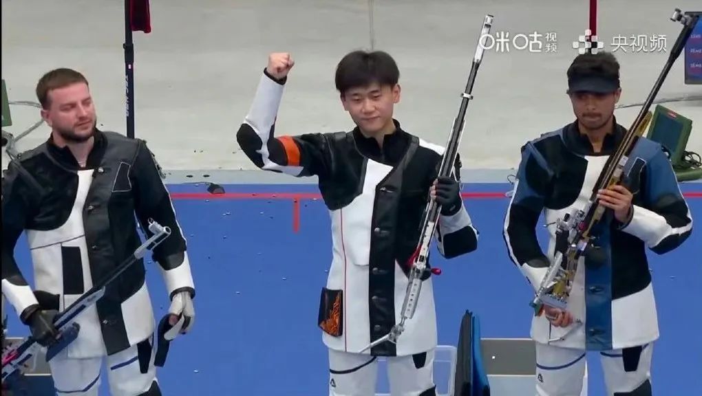 vqi2FpZ4WmLL9Hbj.jpg vqi2FpZ4WmLL9Hbj.jpg