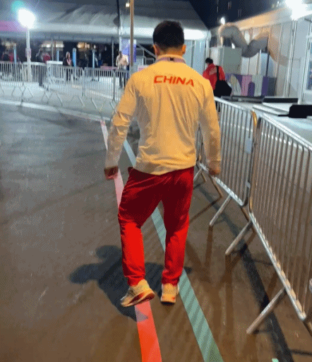 89b356f0e559292cf140fc1570d48559.gif