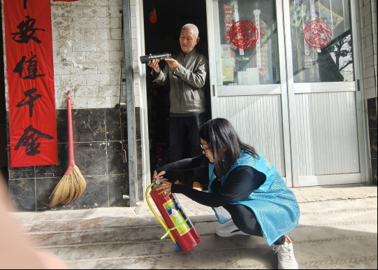 正在上传... 73db30db8189ae9c5a49200e6d5d9638.png