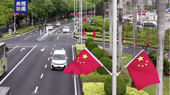 ade750d2aefee7013b196cfbb7f6fc40.gif