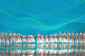 7aa249fb39238cfc256fb101f8c6a7d7.gif
