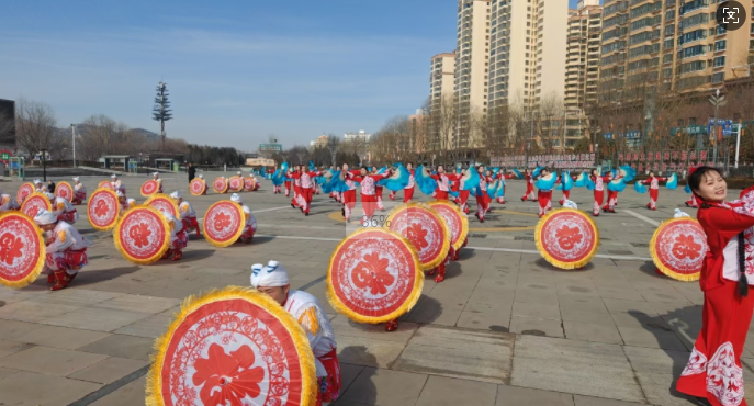 煤海劲旅舞新春，神东秧歌绽芳华