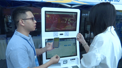 30407185a99ff9481338f93c618ab16a.gif