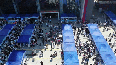 c7dbf0136de16a54b71781c46f8d62c8.gif