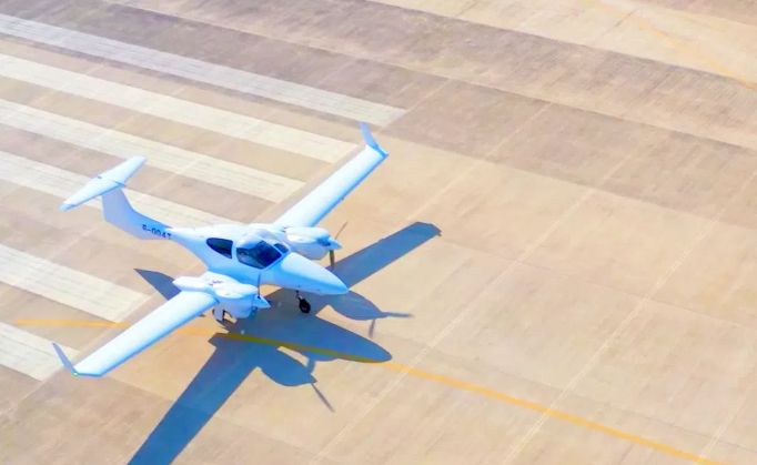 【理响中国·春江水暖鸭先知】一架“无人机”飞出低空新天地
