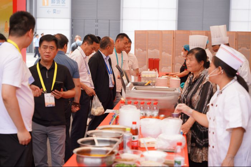 点击图片进入下一页 image.png