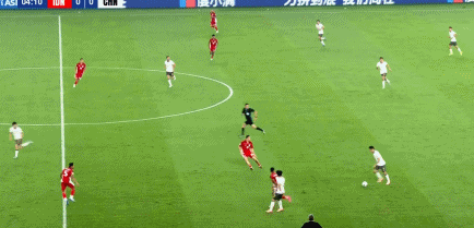 edf26e197863e7ed853793c9c3e18126.gif