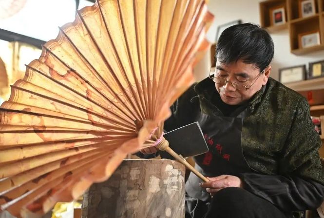 【文化和自然遗产日】漫动时节丨竹骨纸韵渡烟雨
