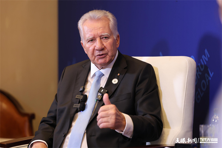 17517869287813.jpg 匈牙利国会副主席雅高布・伊什特万.jpg