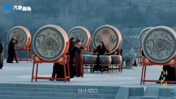 d64b0b09a5655b0a2766388adc53fa49.gif