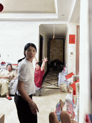 e299b2b32d8eb3163439a0e3ff348dfe.gif