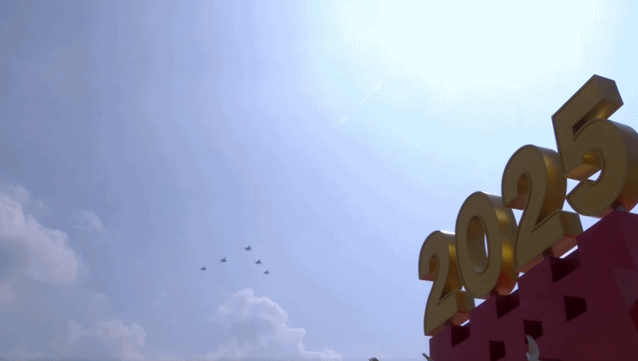 fb82c744059aa41aa623de509f1184ac.gif