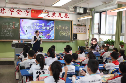 正在上传... 20471dfab5a49eee645415e1eb0e6379.png